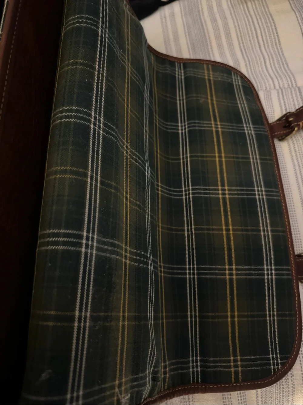 Duluth Trading Leather Messenger Bag - Brown